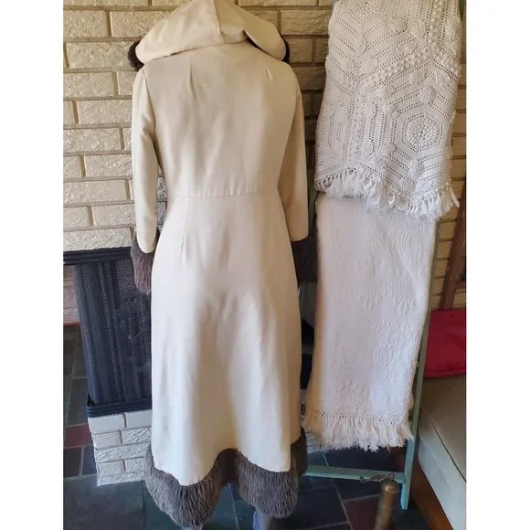 Vintage 1960's Canvas/Faux Fur Trimmed Hooded Mid Length Fit & Flare Coat XS/S - Picture 4 of 10